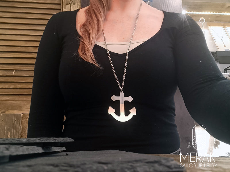 Marit long steel necklace with big anchor 