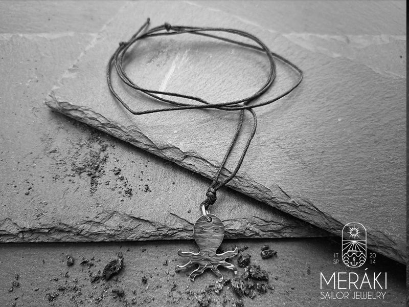 Collana Octopus cordino cerato con polpo in acciaio