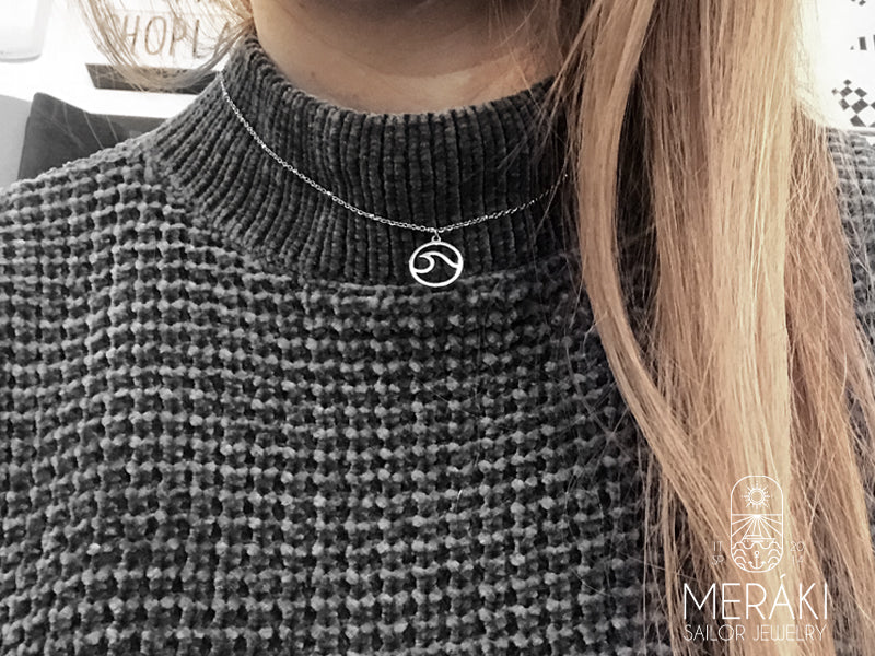 Collana girocollo da donna con onda