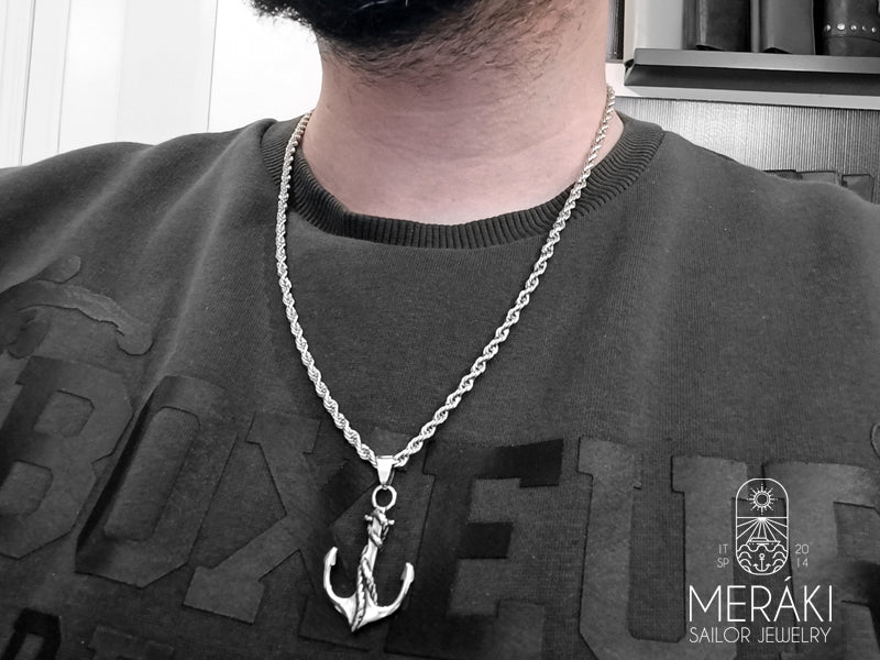 Nahla rope necklace in steel with anchor 