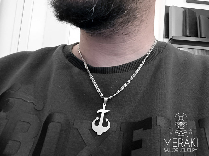 Collana Wasi in acciaio tema nautico con ancora