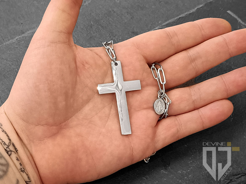  Resa ancora più elegante grazie al processo di lucidatura è adatta a ogni occasione e la potrete indossare quotidianamente 