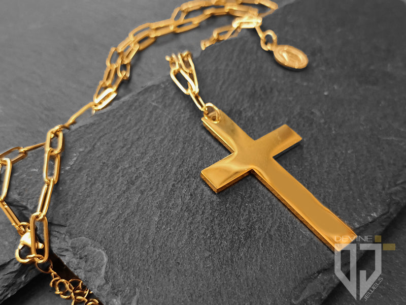  Resa ancora più elegante grazie al processo di lucidatura è adatta a ogni occasione e la potrete indossare quotidianamente 