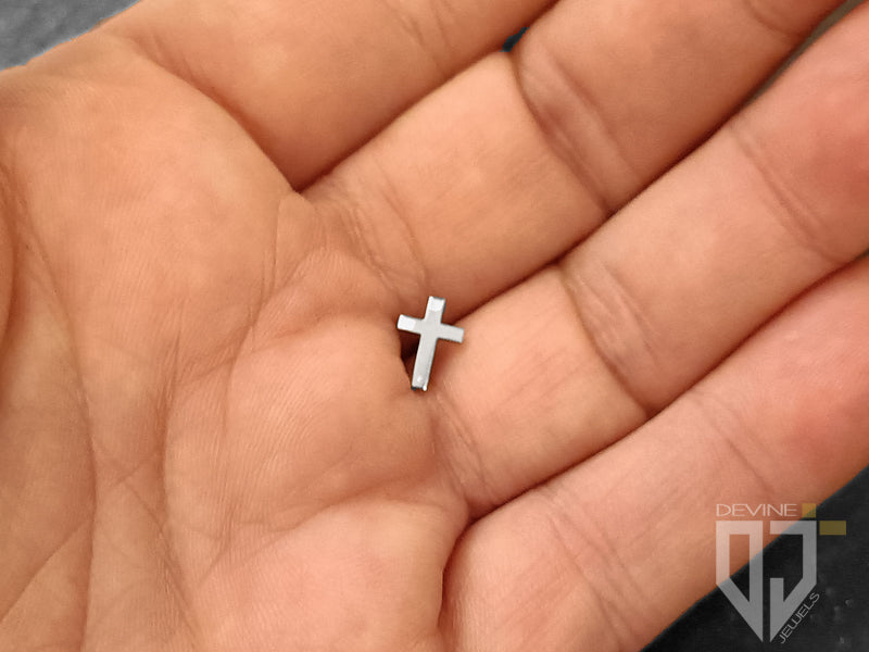 Mono orecchino Afrodite croce a lobo