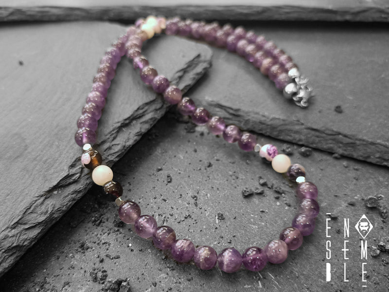 Collana in acciaio con pietra Ametista e pietra Agata da 6 mm, alternate ad elementi di acciaio 