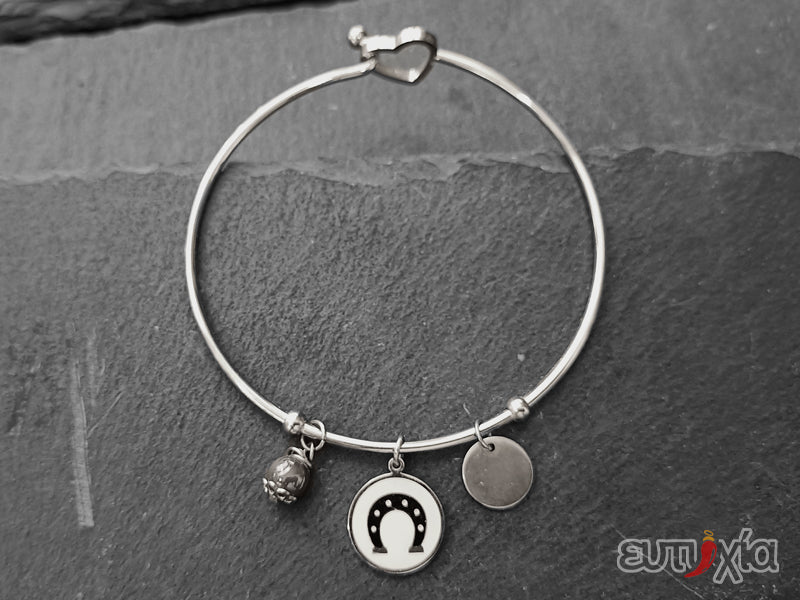 Simbolo di buon auspicio, è un perfetto portafortuna per vedere realizzati desideri ed aspirazioni.