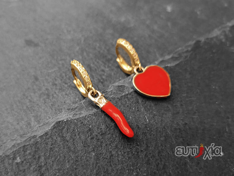 La sua simbologia è diffusa in tutte le civiltà. Avere un cornetto portafortuna sprigiona fortuna e benessere a tutta la famiglia e le generazioni future.