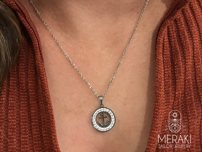 Collana Arianna in acciaio con ancora e zirconi