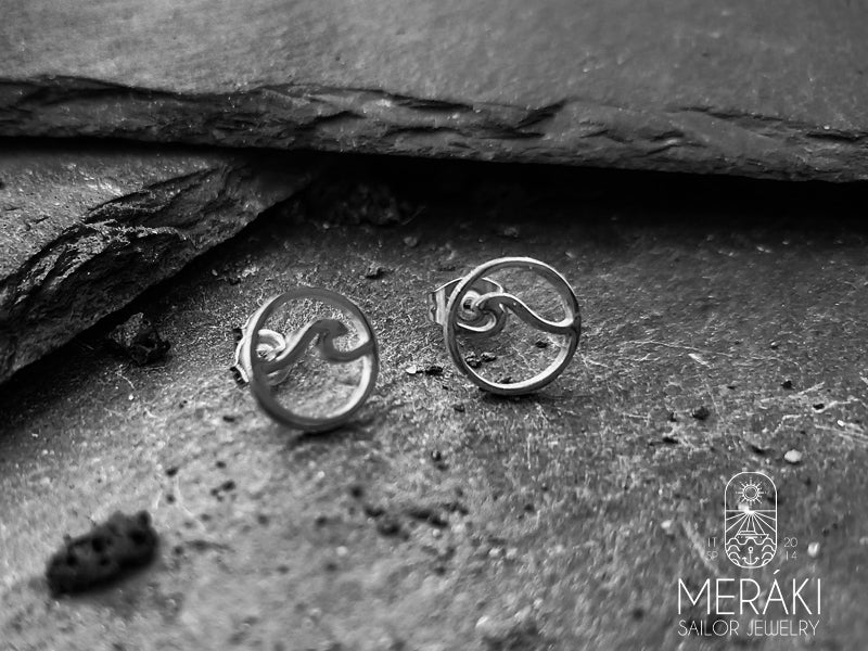 Orecchini Wave in acciaio con onda