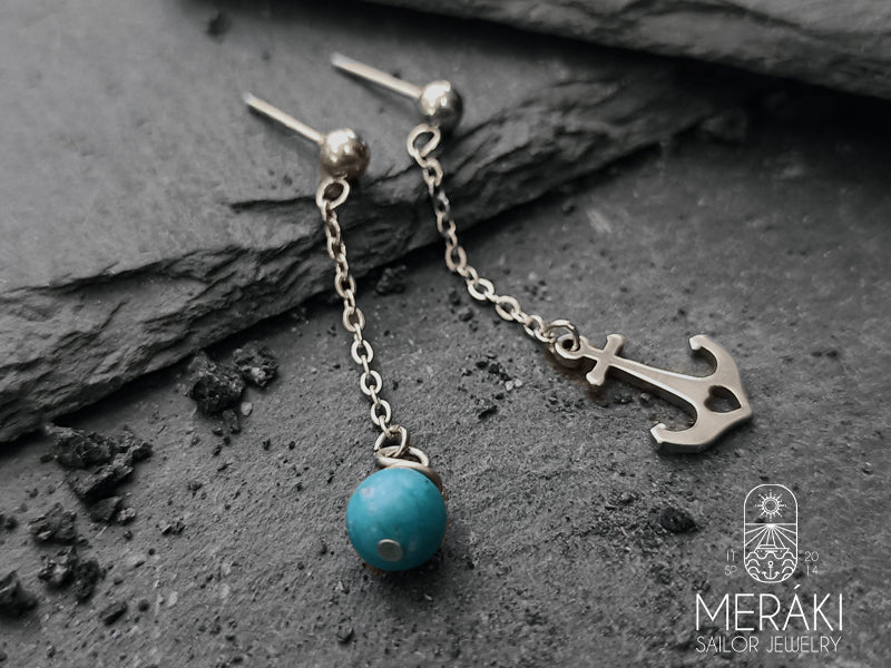 Orecchini asimmetrici Edward ancora e perlina turchese 