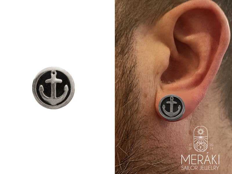 Mono orecchino finto dilatatore con ancora in acciaio