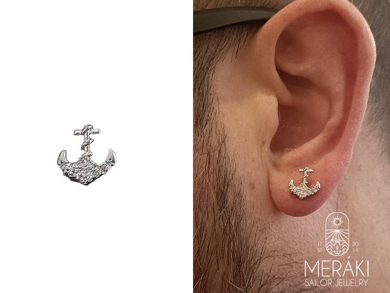 Mono orecchino Nahla ancora con corda in acciaio