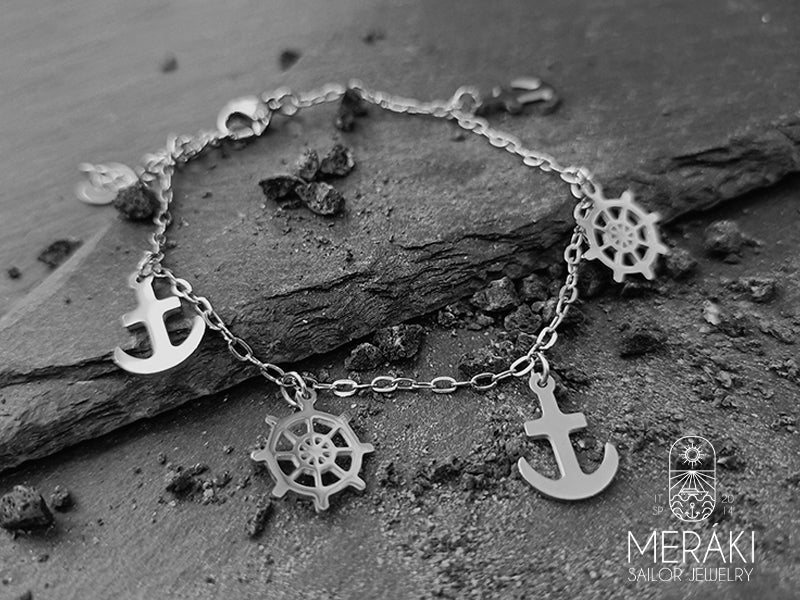Bracciale capitan harlock in acciaio con ancore e timoni