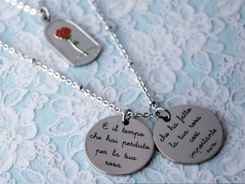 Set due collane ispirate al “Piccolo Principe”, il racconto che da sempre riesce ad emozionare tutti con il suo linguaggio universale.