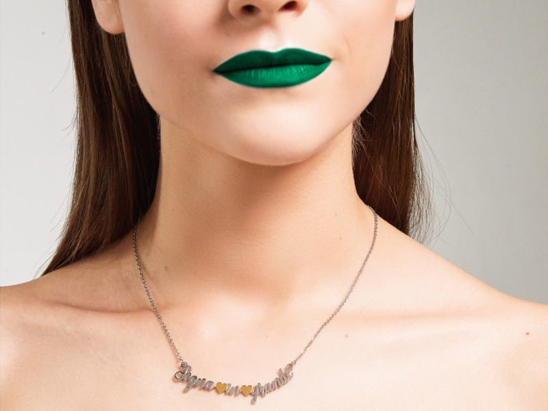 Collana con scritta sogna in grande e cuori dorati